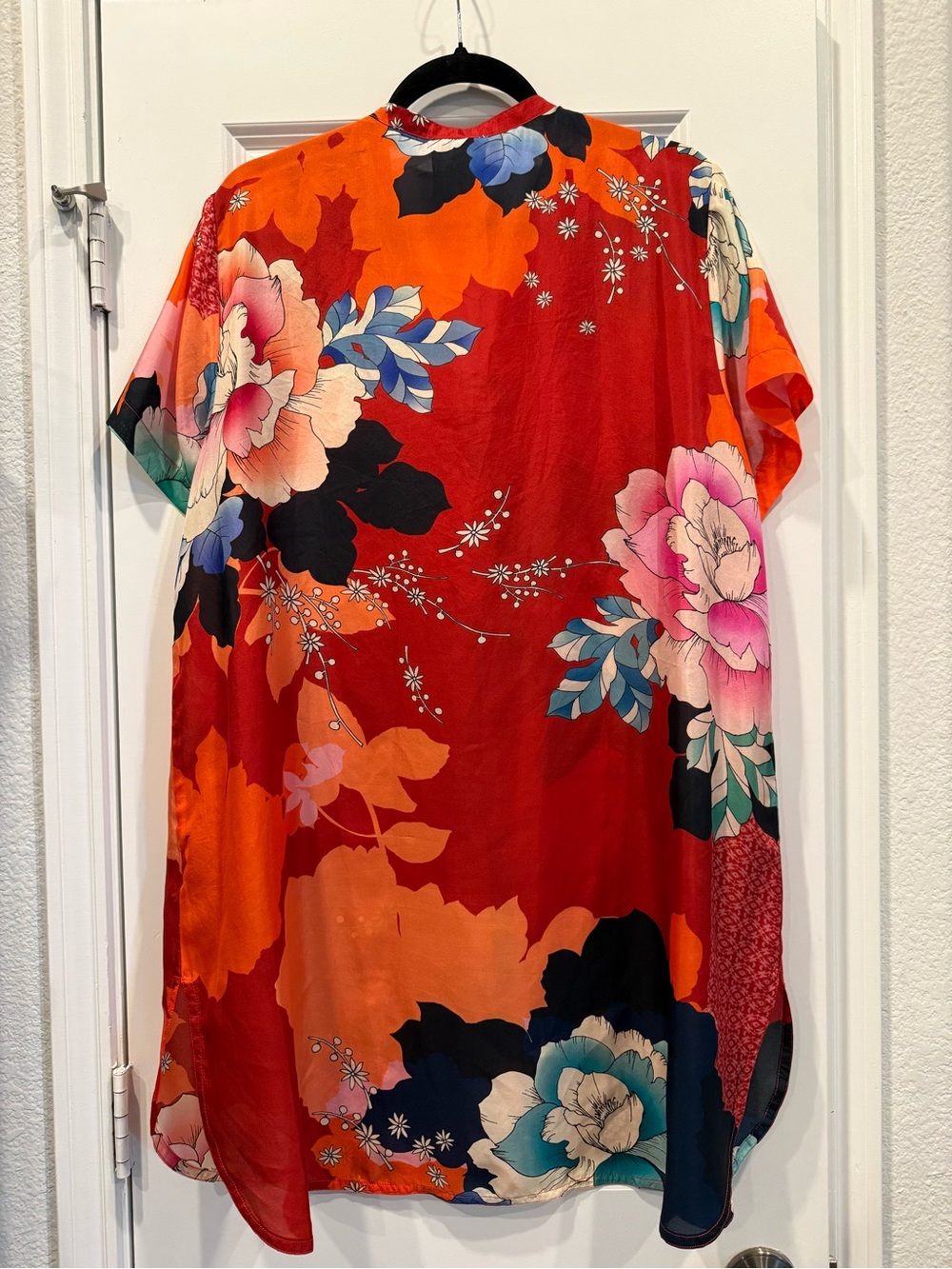 Johnny Was 100% Silk Tura Lyra Button Up Tunic - Picture 2 of 4